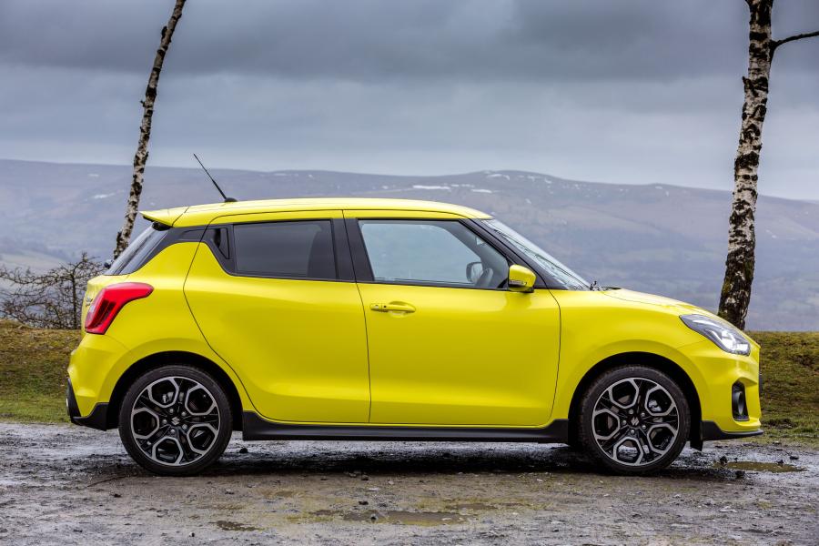  Suzuki Swift Sport 2018 года  (UK) (фото 3 из 40)
